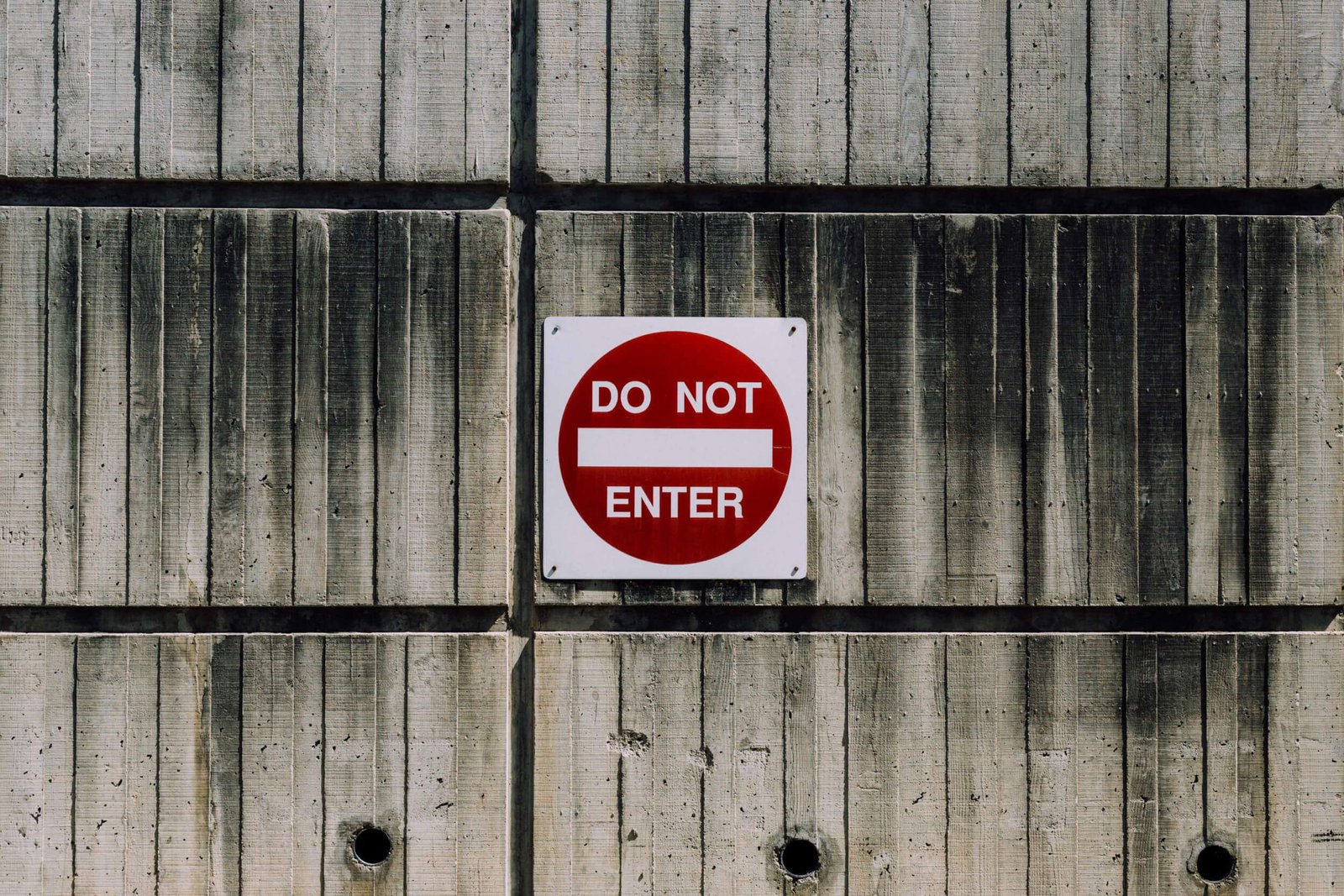 Do-not-enter-sign